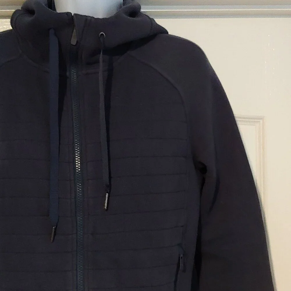 Lululemon Fleece Be True Hoodie jacket in the color Inkwell 9 Athleisure. - Picture 3 of 11
